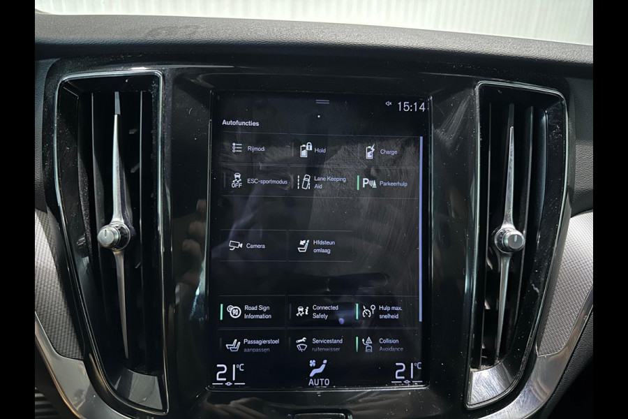 Volvo V60 T6 Aut. Plug-in Hybrid R-Design Leder Parkeercamera 340pk