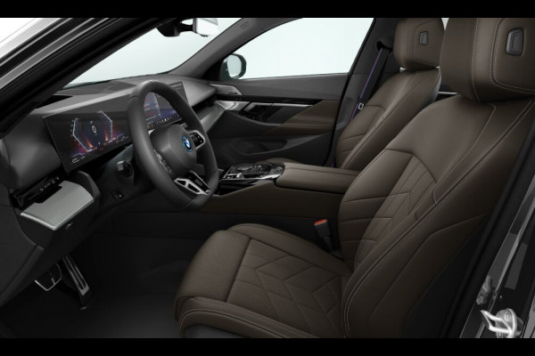 BMW 5 Serie 550e xDrive M-Sport Pro - Onderstel Prof - Driving Ass Prof - Bowers & Wilkins
