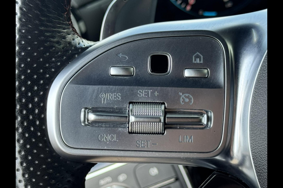 Mercedes-Benz AMG A-klasse AMG 35 4MATIC 306 PK!! Keyless Cruise Led verlichting Achteruitrijcamera Carplay Dynamic select