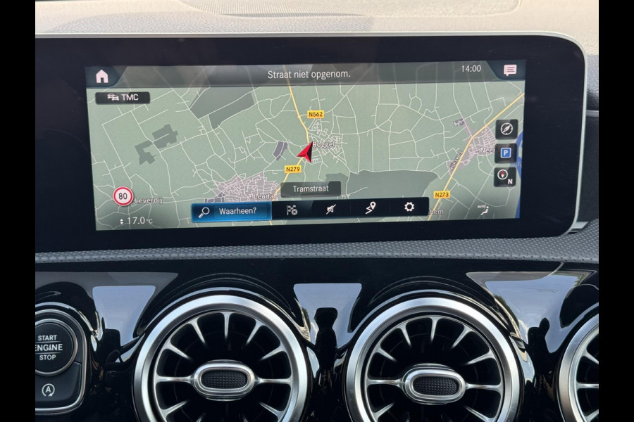 Mercedes-Benz AMG A-klasse AMG 35 4MATIC 306 PK!! Keyless Cruise Led verlichting Achteruitrijcamera Carplay Dynamic select