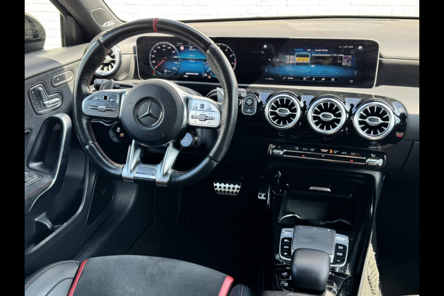 Mercedes-Benz AMG A-klasse AMG 35 4MATIC 306 PK!! Keyless Cruise Led verlichting Achteruitrijcamera Carplay Dynamic select