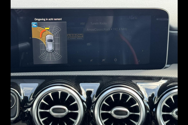 Mercedes-Benz AMG A-klasse AMG 35 4MATIC 306 PK!! Keyless Cruise Led verlichting Achteruitrijcamera Carplay Dynamic select
