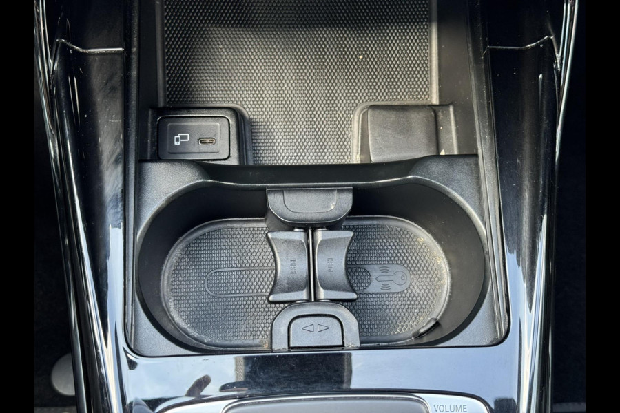 Mercedes-Benz AMG A-klasse AMG 35 4MATIC 306 PK!! Keyless Cruise Led verlichting Achteruitrijcamera Carplay Dynamic select