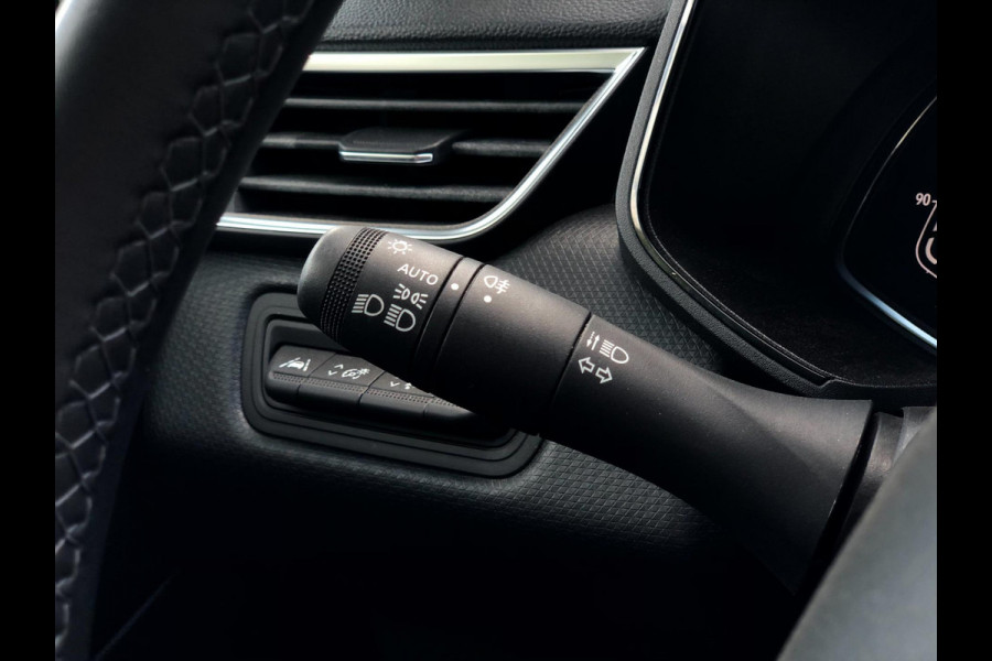 Renault Clio 1.0 TCe Intens | Navi, Camera, Carplay/Android, PDC, Cruise, DAB, Half leder | NAP | Dealeronderhouden |