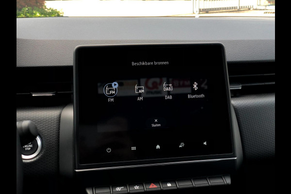 Renault Clio 1.0 TCe Intens | Navi, Camera, Carplay/Android, PDC, Cruise, DAB, Half leder | NAP | Dealeronderhouden |