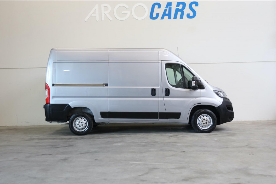 Peugeot Boxer 330 2.2 BlueHDi L2/H2 140PK CAMERA TREKHAAK AIRCO NAVI CRUISE CONTROL LEASE V/A € 144,-p.m. Inruil mogelijk