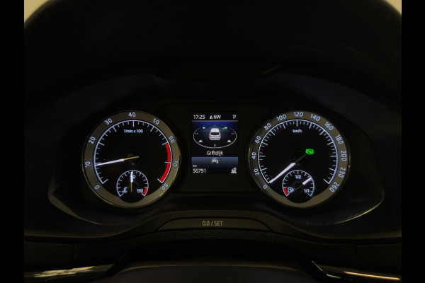 Škoda Karoq 1.5 TSI Sportline / Aut / BTW / CarPlay / NL-auto