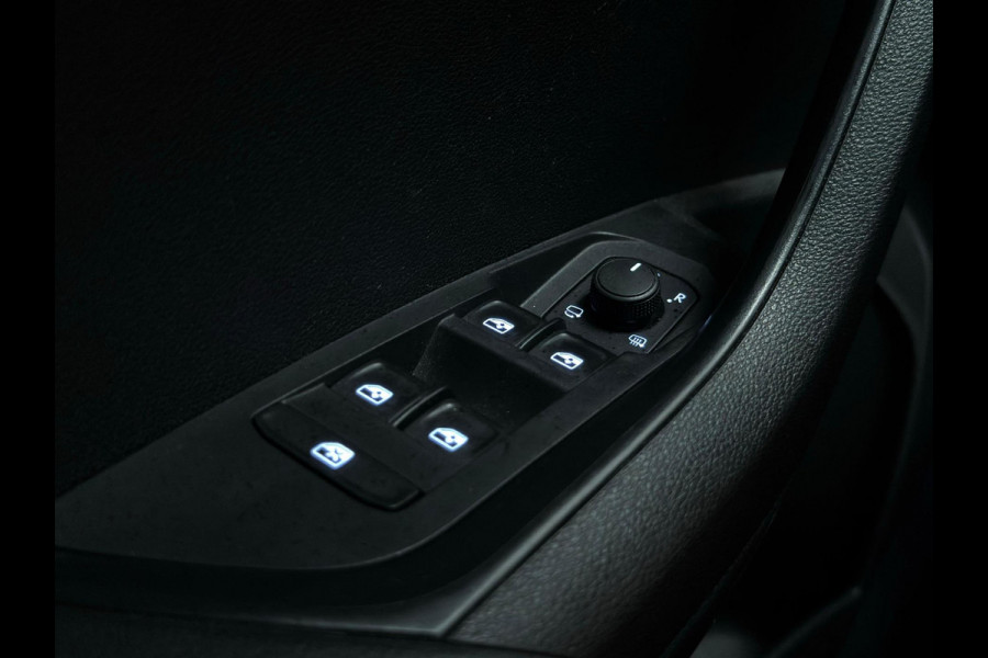 Škoda Karoq 1.5 TSI Sportline / Aut / BTW / CarPlay / NL-auto