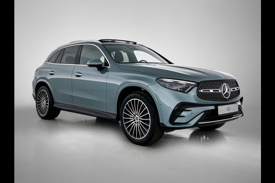 Mercedes-Benz GLC 300e 4MATIC Sport Edition | Premium pakket | Trekhaak | Winter pakket | Digital Light | MBUX Augmented Reality Navigation | Parkeerpakket met 360°-camera |