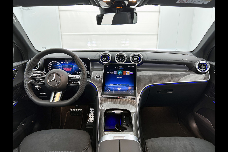 Mercedes-Benz GLC 300e 4MATIC Sport Edition | Premium pakket | Trekhaak | Winter pakket | Digital Light | MBUX Augmented Reality Navigation | Parkeerpakket met 360°-camera |