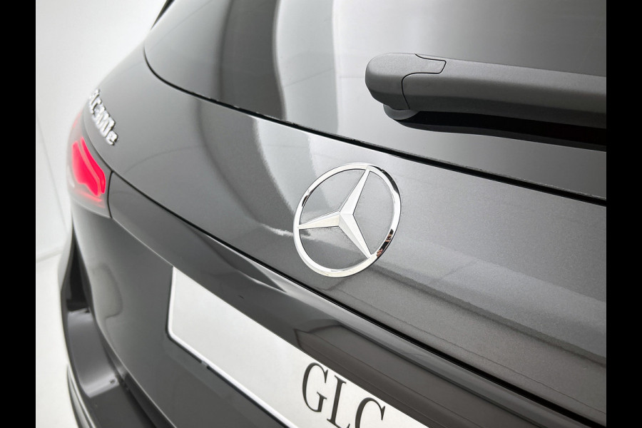 Mercedes-Benz GLC 300e 4MATIC Sport Edition | Trekhaak | Nightpakket | AMG Premium | Parkeerpakket met 360°-camera | Memorypakket | URBAN GUARD voertuigbescherming plus | Winter pakket | KEYLESS GO-comfortpakket | Dodehoekassistent |