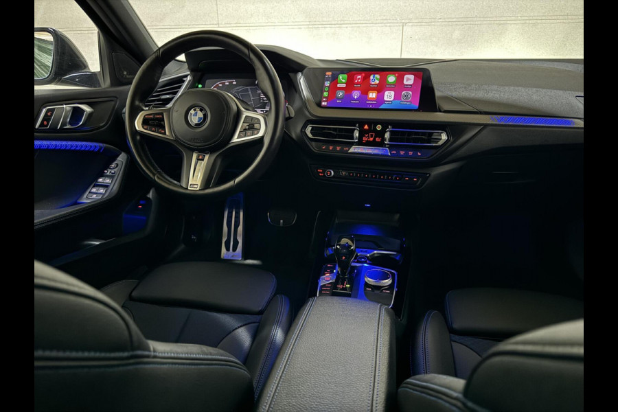 BMW 1-serie 118i M-Sport Harman/Kardon HUD CarPlay Sfeer Trekh.