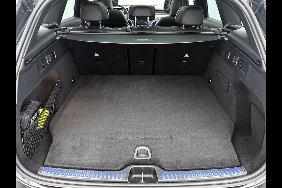 Mercedes-Benz GLC 400e 4MATIC Sport Edition | Trekhaak | Nightpakket | AMG Premium Plus | Rijassistentiepakket Plus | DISTRONIC PLUS | URBAN GUARD voertuigbescherming plus | Winterpakket | EASY PACK achterklep |