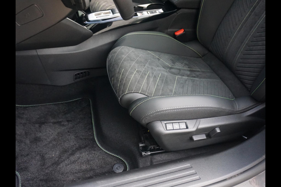 Peugeot 2008 1.2 Hybrid 145 GT