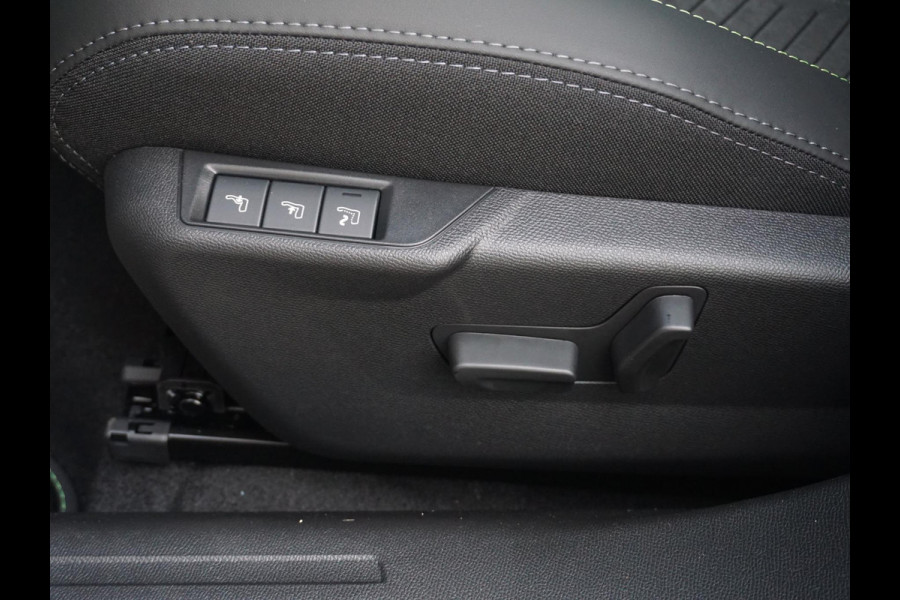 Peugeot 2008 1.2 Hybrid 145 GT