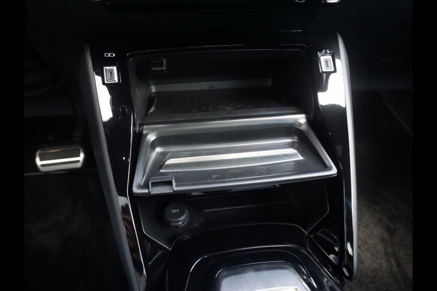 Peugeot 2008 1.2 Hybrid 145 GT