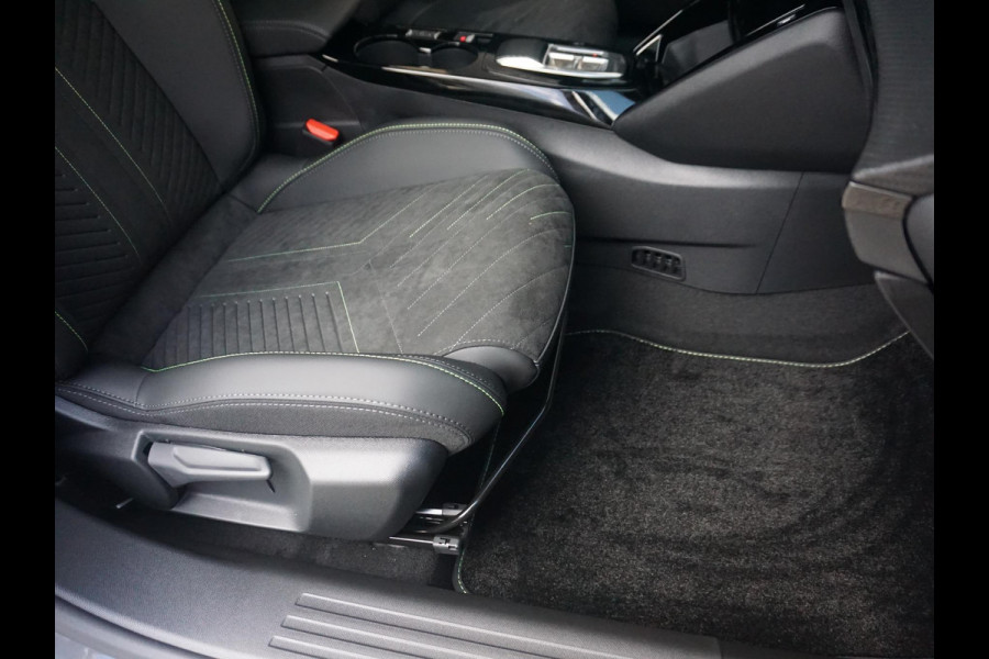 Peugeot 2008 1.2 Hybrid 145 GT