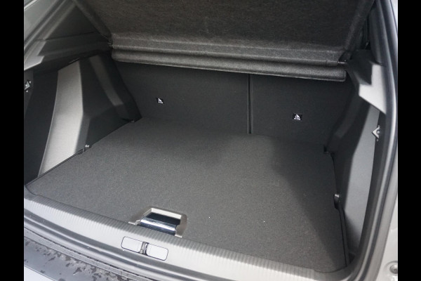 Peugeot 2008 1.2 Hybrid 145 GT
