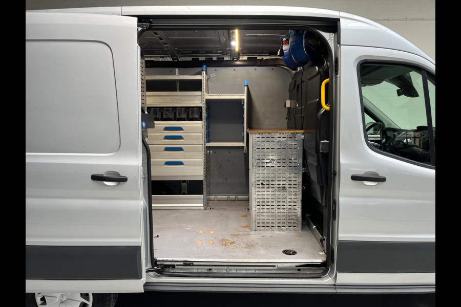 Ford Transit Automaat Servicewagen 350 2.0 TDCI 131PK euro6 L2H2 3Persoons Trend, Sortimo werkplaats inrichting, RIJKLAARPRIJS