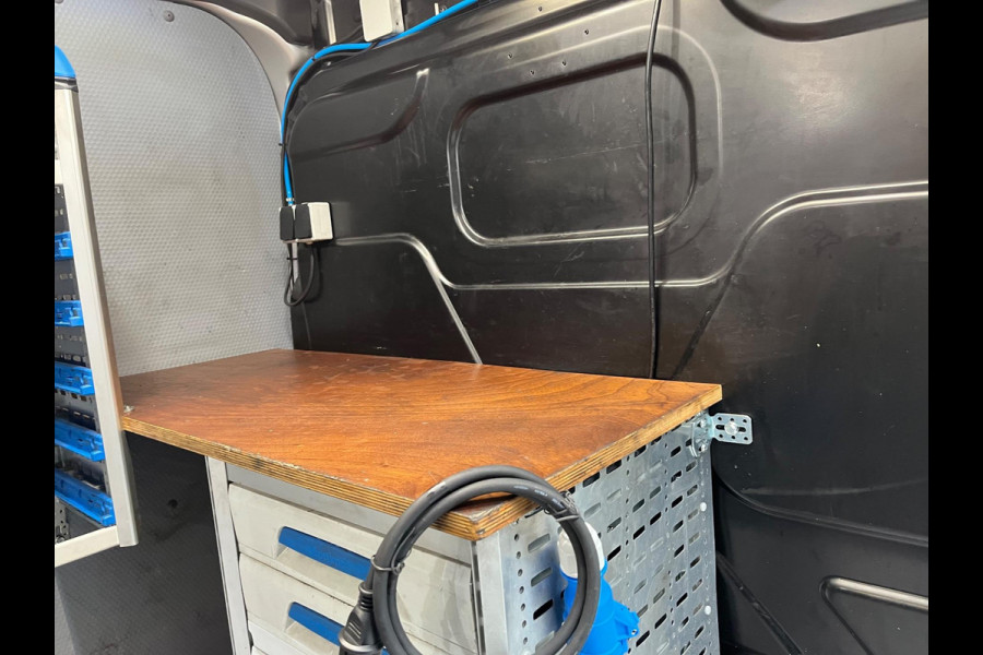 Ford Transit Automaat Servicewagen 350 2.0 TDCI 131PK euro6 L2H2 3Persoons Trend, Sortimo werkplaats inrichting, RIJKLAARPRIJS