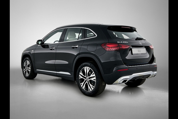 Mercedes-Benz GLA 250 e Business Solution Luxury | Trekhaak | Parkeerpakket met achteruitrijcamera | Keyless-Go comfortpakket | GUARD 360 ° Vehicle protection Plus | EASY PACK achterklep | USB-pakket plus |