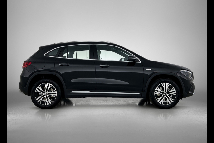 Mercedes-Benz GLA 250 e Business Solution Luxury | Trekhaak | Parkeerpakket met achteruitrijcamera | Keyless-Go comfortpakket | GUARD 360 ° Vehicle protection Plus | EASY PACK achterklep | USB-pakket plus |