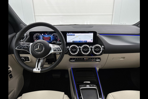 Mercedes-Benz GLA 250 e Business Solution Luxury | Trekhaak | Parkeerpakket met achteruitrijcamera | Keyless-Go comfortpakket | GUARD 360 ° Vehicle protection Plus | EASY PACK achterklep | USB-pakket plus |