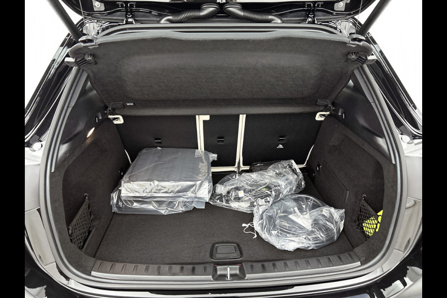 Mercedes-Benz GLA 250 e Business Solution Luxury | Trekhaak | Parkeerpakket met achteruitrijcamera | Keyless-Go comfortpakket | GUARD 360 ° Vehicle protection Plus | EASY PACK achterklep | USB-pakket plus |