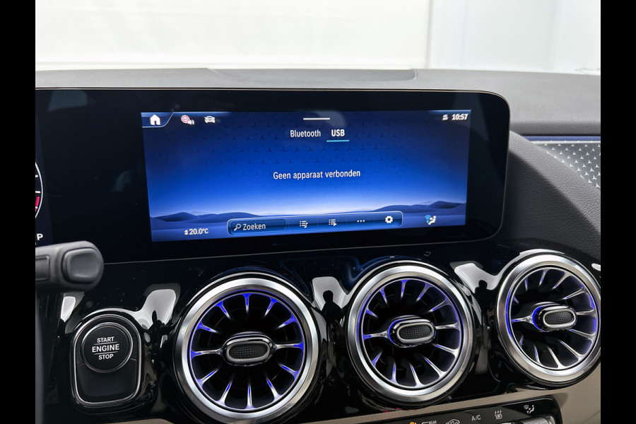 Mercedes-Benz GLA 250 e Business Solution Luxury | Trekhaak | Parkeerpakket met achteruitrijcamera | Keyless-Go comfortpakket | GUARD 360 ° Vehicle protection Plus | EASY PACK achterklep | USB-pakket plus |