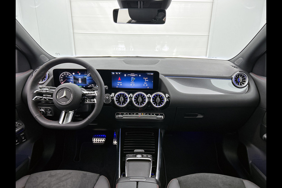 Mercedes-Benz GLA 250 e Business Solution AMG | Trekhaak | Parkeerpakket met achteruitrijcamera | EASY PACK achterklep | Spiegelpakket | Dodehoekassistent | Stoelverwarming voor | KEYLESS GO | Extra USB-poorten |