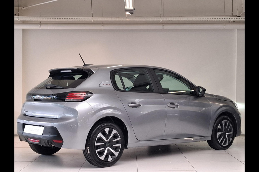 Peugeot 208 1.2 PureTech 100 Style Apple Carplay/Android Auto (Draadloos) | Parkeersensoren achter | Airco | Cruise Control |
