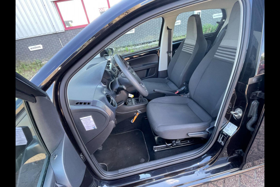 Volkswagen up! 1.0 BMT move up! Executive Edition