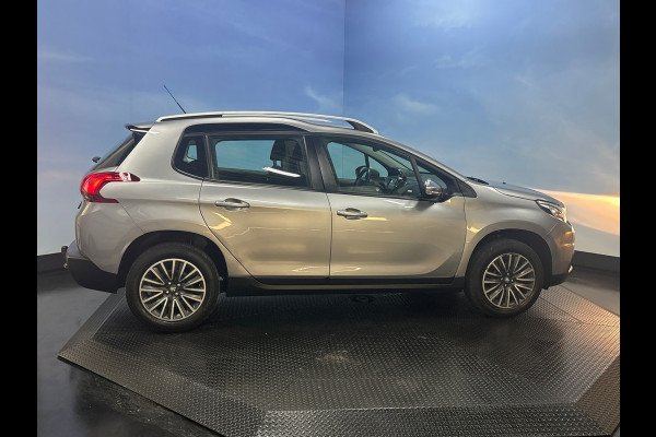 Peugeot 2008 1.2 PureTech Blue Lion Trekhaak, Carplay, Cruise