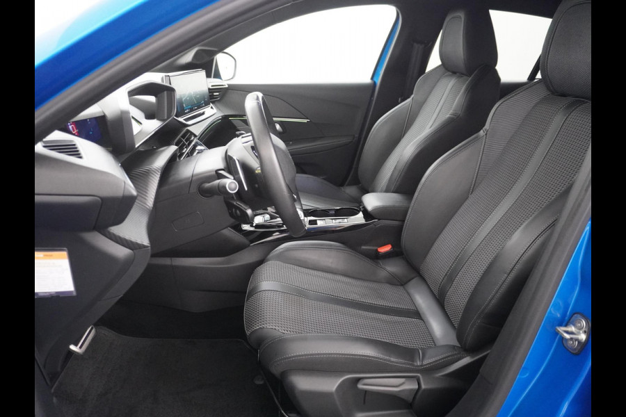 Peugeot 208 1.2 PureTech GT-Line VAN: 20.900,- VOOR: 17.877,- UW HERFSTVOORDEEL: 3.023,- EURO RIJKLAARPRIJS INCL. 12MND BOVAG GARANTIE | TOP ONDERHOUDEN