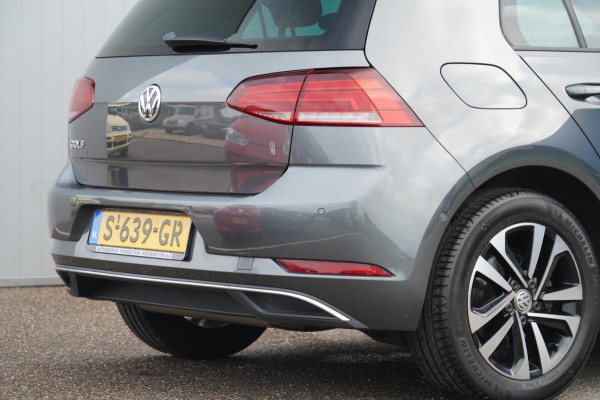 Volkswagen Golf 1.5 TSI IQ.Drive / Navi / ACC / Side assist / Stoelverwarming / PDC V+A