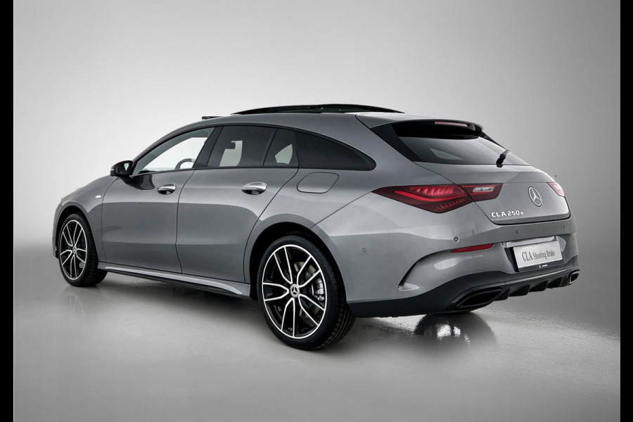 Mercedes-Benz CLA-Klasse Shooting Brake 250 e Business Solution AMG | Nightpakket | AMG Line Plus pakket | Parkeerpakket met 360°-camera | KEYLESS GO | Head-up display | Dodehoekassistent | Stoelverwarming voor | Licht- en zicht pakket |