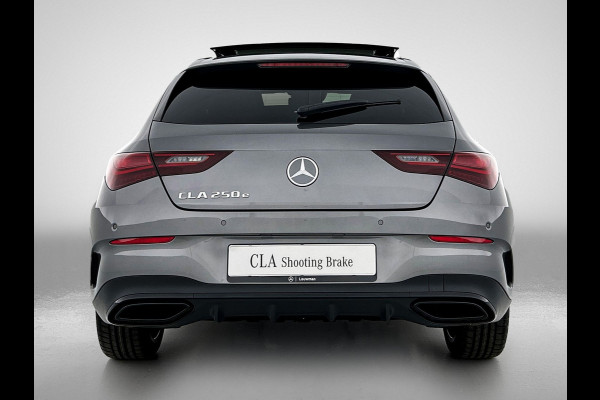 Mercedes-Benz CLA-Klasse Shooting Brake 250 e Business Solution AMG | Nightpakket | AMG Line Plus pakket | Parkeerpakket met 360°-camera | KEYLESS GO | Head-up display | Dodehoekassistent | Stoelverwarming voor | Licht- en zicht pakket |