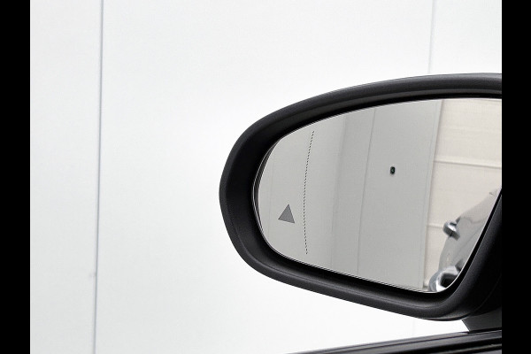 Mercedes-Benz CLA-Klasse Shooting Brake 250 e Business Solution AMG | Nightpakket | AMG Line Plus pakket | Parkeerpakket met 360°-camera | KEYLESS GO | Head-up display | Dodehoekassistent | Stoelverwarming voor | Licht- en zicht pakket |