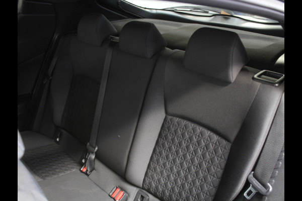 Toyota C-HR 2.0 Hybrid Business Plus CAMERA | CARPLAY | LED | TREKHAAK | LMV | STOELVERW | ADAPCRUISE | CLIMATE