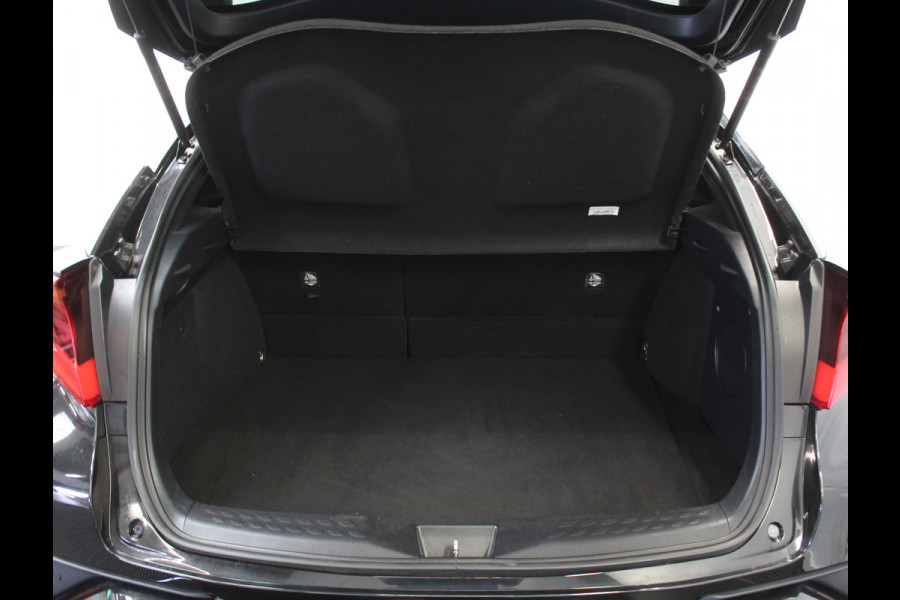 Toyota C-HR 2.0 Hybrid Business Plus CAMERA | CARPLAY | LED | TREKHAAK | LMV | STOELVERW | ADAPCRUISE | CLIMATE