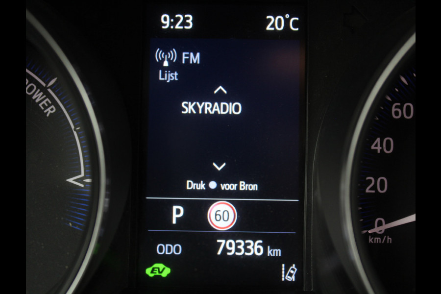Toyota C-HR 2.0 Hybrid Business Plus CAMERA | CARPLAY | LED | TREKHAAK | LMV | STOELVERW | ADAPCRUISE | CLIMATE