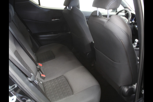 Toyota C-HR 2.0 Hybrid Business Plus CAMERA | CARPLAY | LED | TREKHAAK | LMV | STOELVERW | ADAPCRUISE | CLIMATE