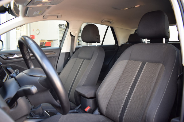 Volkswagen T-Roc 1.0 TSI Style | Trekhaak | Apple CarPlay | ACC | Airco