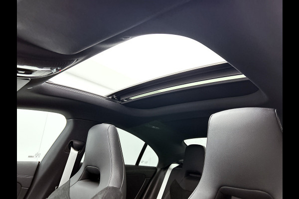Mercedes-Benz CLA-Klasse 180 Business Solution AMG | AMG Line Plus pakket | Head-up display | MBUX Augmented Reality Navigation | Memoryfunctie voorstoelen | 19" multispaaks velgen |
