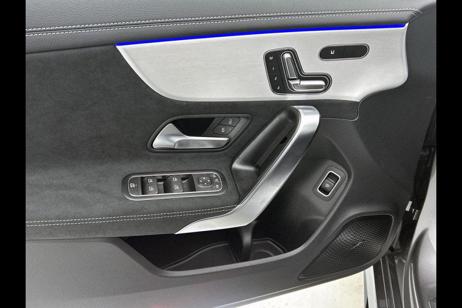 Mercedes-Benz CLA-Klasse 180 Business Solution AMG | AMG Line Plus pakket | Head-up display | MBUX Augmented Reality Navigation | Memoryfunctie voorstoelen | 19" multispaaks velgen |