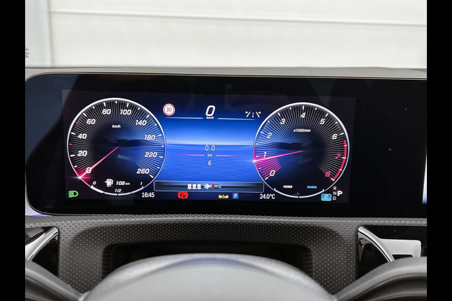 Mercedes-Benz CLA-Klasse 180 Business Solution AMG | AMG Line Plus pakket | Head-up display | MBUX Augmented Reality Navigation | Memoryfunctie voorstoelen | 19" multispaaks velgen |