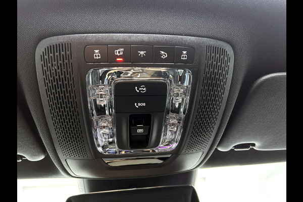 Mercedes-Benz CLA-Klasse 180 Business Solution AMG | AMG Line Plus pakket | Head-up display | MBUX Augmented Reality Navigation | Memoryfunctie voorstoelen | 19" multispaaks velgen |
