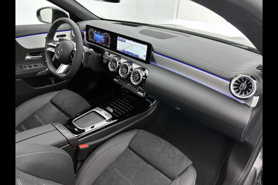 Mercedes-Benz CLA-Klasse 180 Business Solution AMG | AMG Line Plus pakket | Head-up display | MBUX Augmented Reality Navigation | Memoryfunctie voorstoelen | 19" multispaaks velgen |