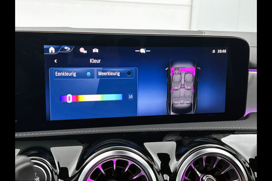 Mercedes-Benz CLA-Klasse 180 Business Solution AMG | AMG Line Plus pakket | Head-up display | MBUX Augmented Reality Navigation | Memoryfunctie voorstoelen | 19" multispaaks velgen |