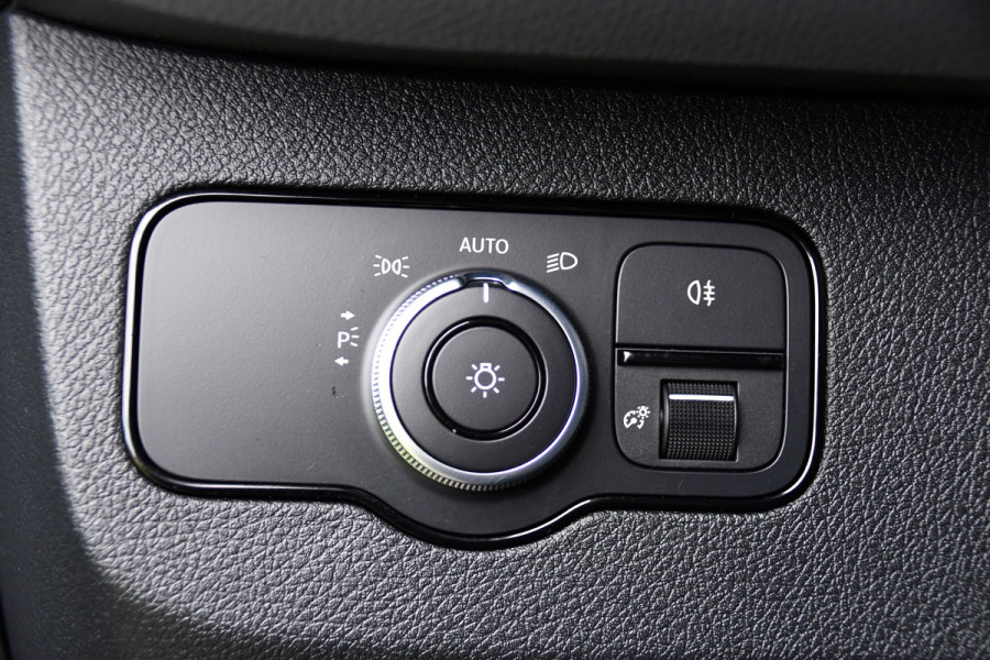 Mercedes-Benz Sprinter 316 RWD 2.2 CDI L2H2 Black Edition 360 Camera, Cruise, Carplay, Navi, Automaat, Led, 164PK, Multimedia, Uniek!